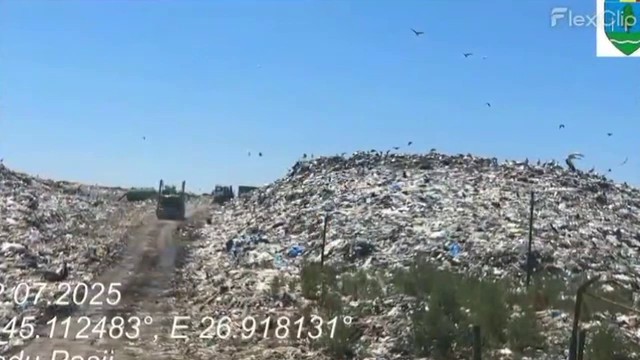 Pericol de incendii în gropile de gunoi, pe timp de caniculă. Peste 70% dintre deșeurile colectate în România nu sunt tratate