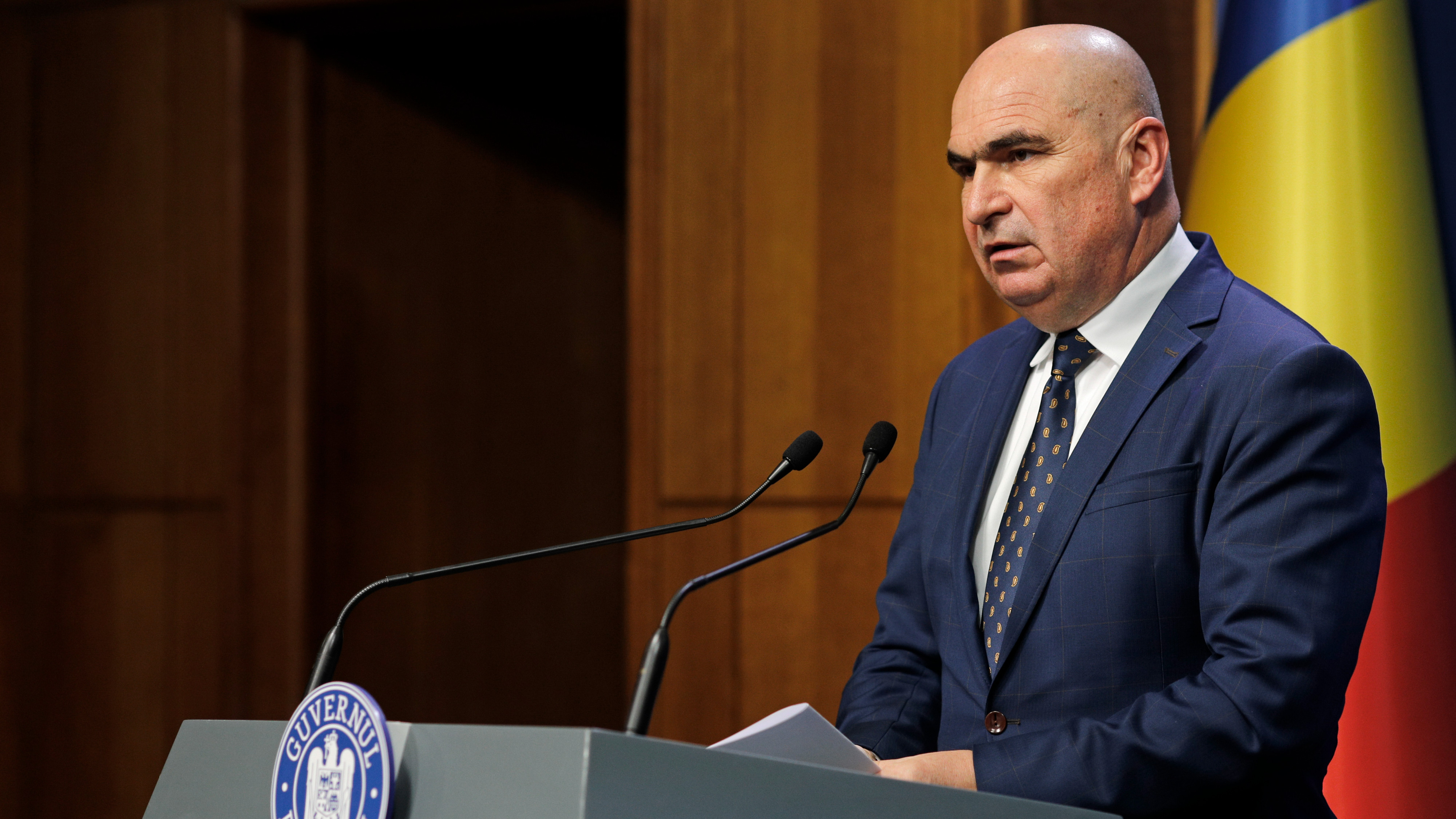 Guvernul pregătește blocarea transferurilor între instituțiile statului. Abia apoi urmează concedierile