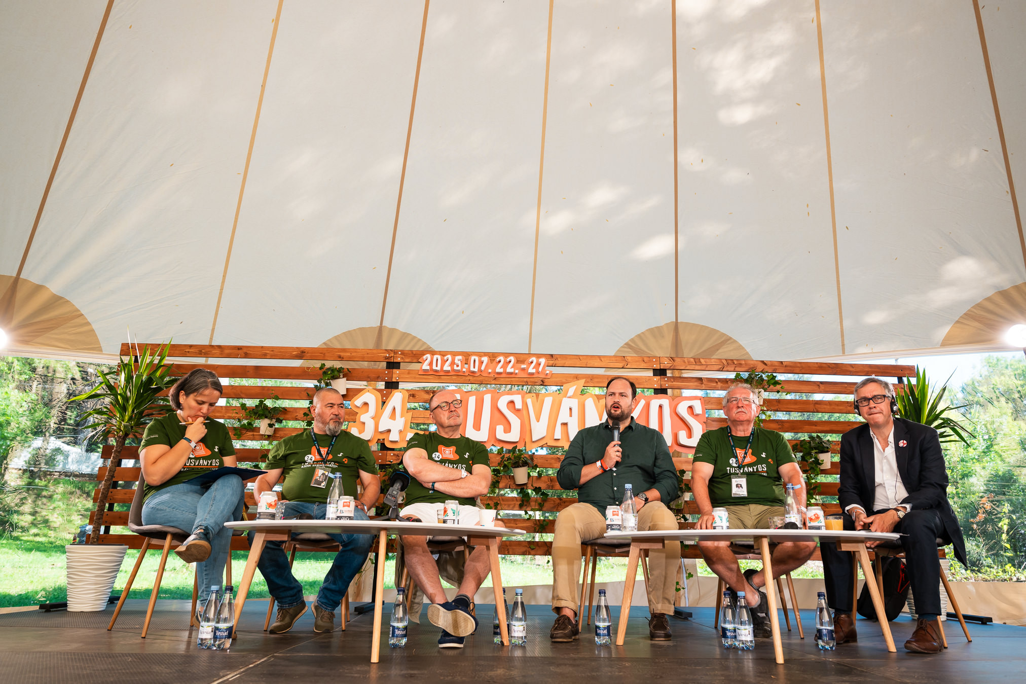 Lider maghiar: România este o țară foarte complicată, mă bucur că în alegeri a câștigat democrația