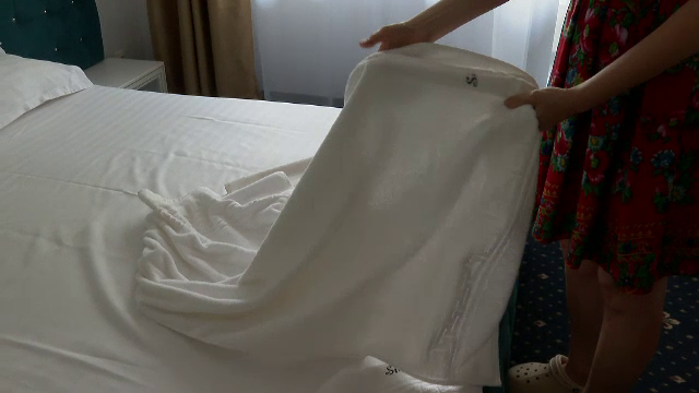 Hotelierii au început să pună alarme în prosoape și lenjerii ca să nu mai fie furate. Pagube și de 100.000 de lei
