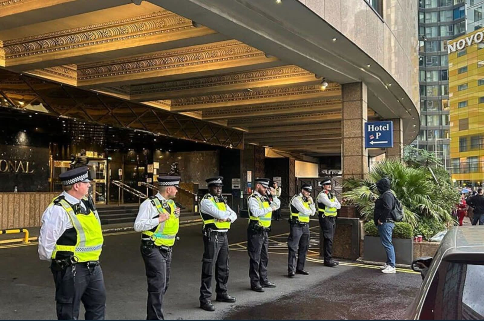 Controverse în Anglia, după ce un hotel de lux a fost transformat în centru pentru migranți: „Sunt absolut furios”