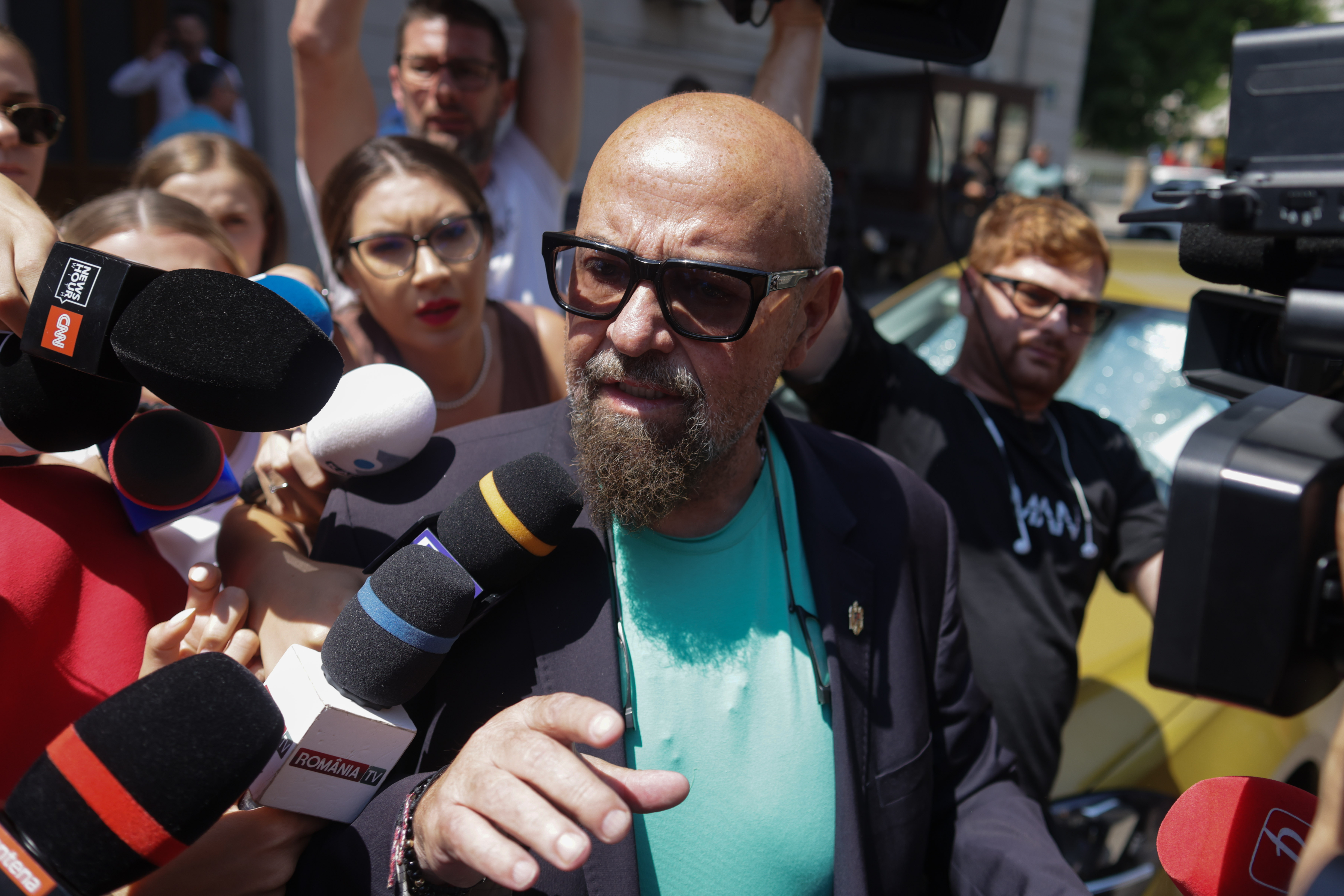 Tribunalul Braşov i-a respins lui Piedone contestaţia privind controlul judiciar