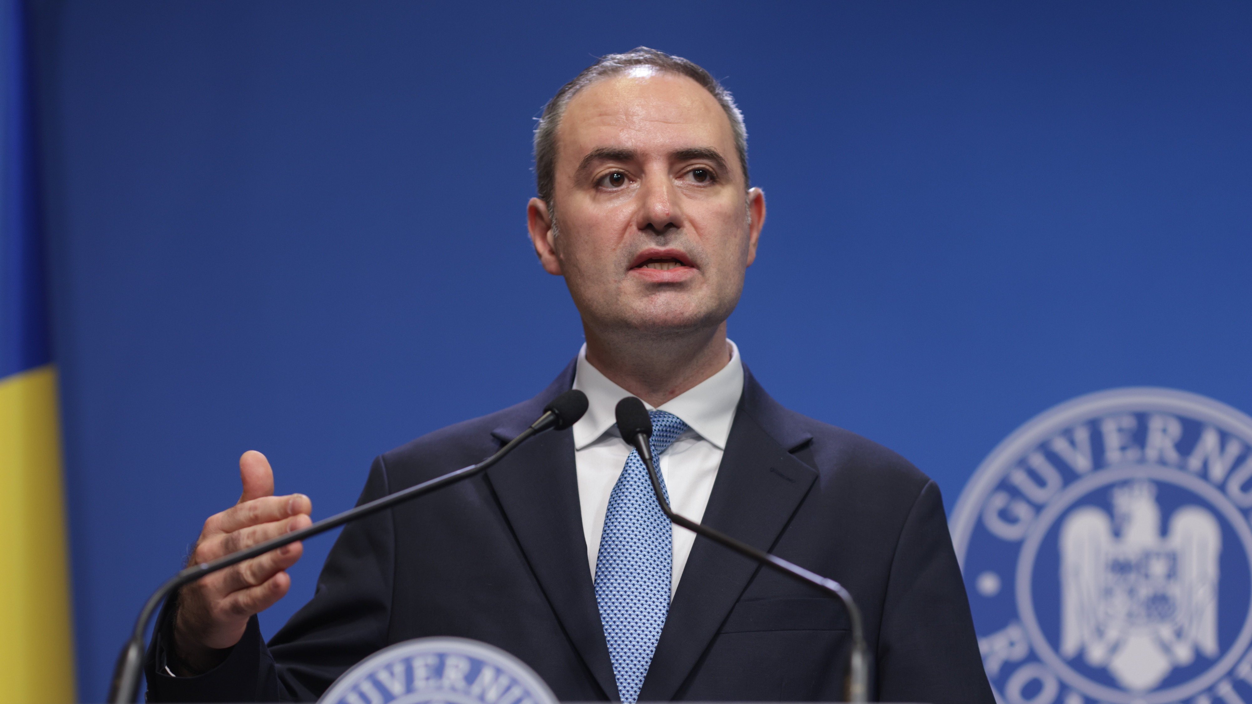 Ministrul Finanțelor, după ce S&P a reconfirmat ratingul de țară: Am depășit pericolul în care ne aflam