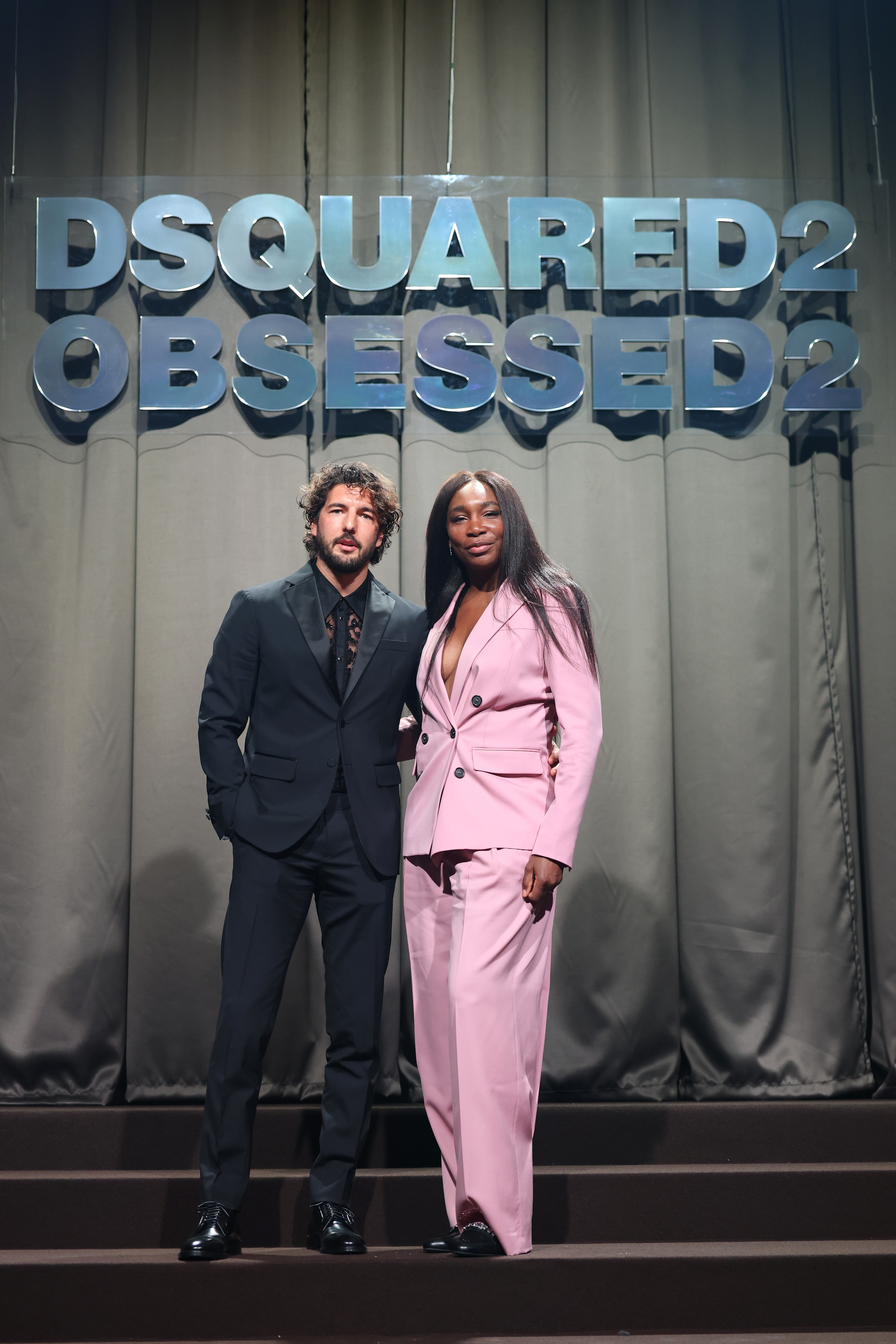 Surpriză la Washington: Venus Williams a anunţat că este logodită cu actorul Andrea Preti