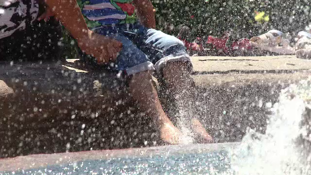 Vremea azi, 5 august. Caniculă, ploi și grindină. Regiunile în care aerul devine greu de respirat