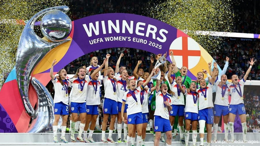 Echipa feminină de fotbal a Angliei a câștigat Campionatul European. „Leoaicele” s-au impus la penalty-uri