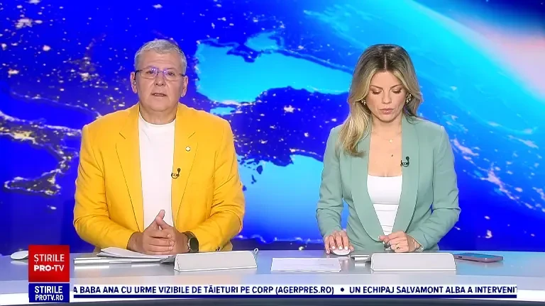 Un trăsnet a aprins un incendiu devastator lângă Orșova. Flăcările au mistuit totul în jur