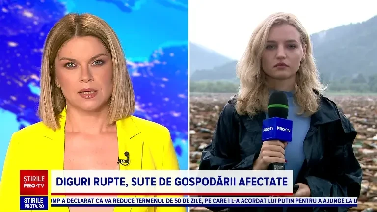 Viiturile au adus cantități uriașe de lemn, PET-uri și alte deșeuri în lacul Izvorul Muntelui