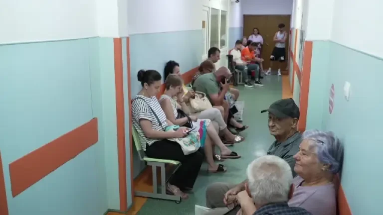 Pacienții vor avea acces mai ușor la consultații și investigații prin prelungirea programului în ambulatorii