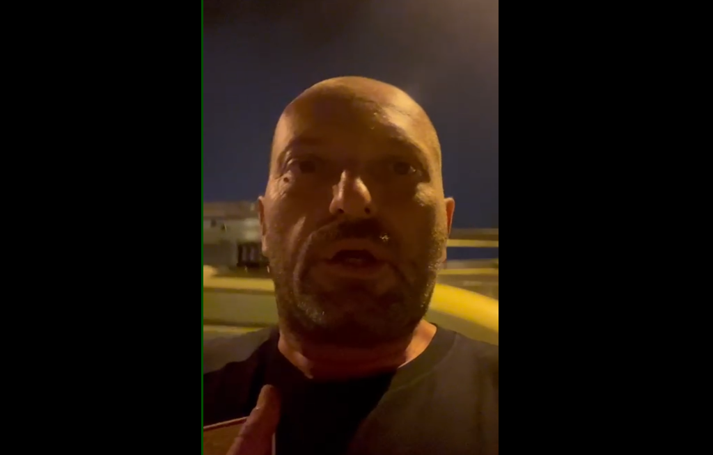 Cheloo, după scandalul din curtea Catedralei Neamului: „Trăiesc o mizerie foarte bine pusă la punct”