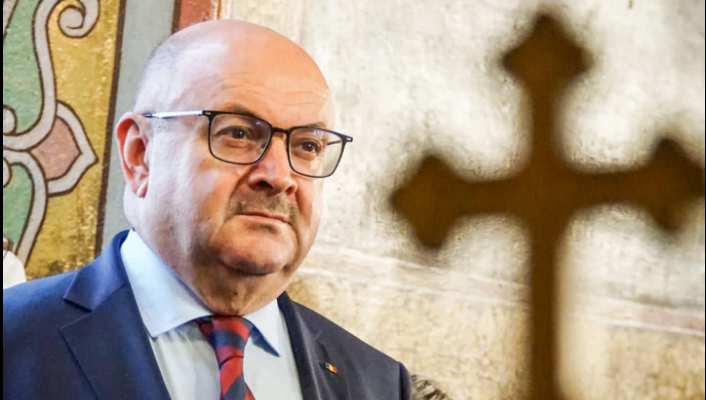 Preşedintele PSD al CJ Argeş, jigniri la adresa unui consilier PNL: „Erai limitat, să nu zic prost. Marș javră!”