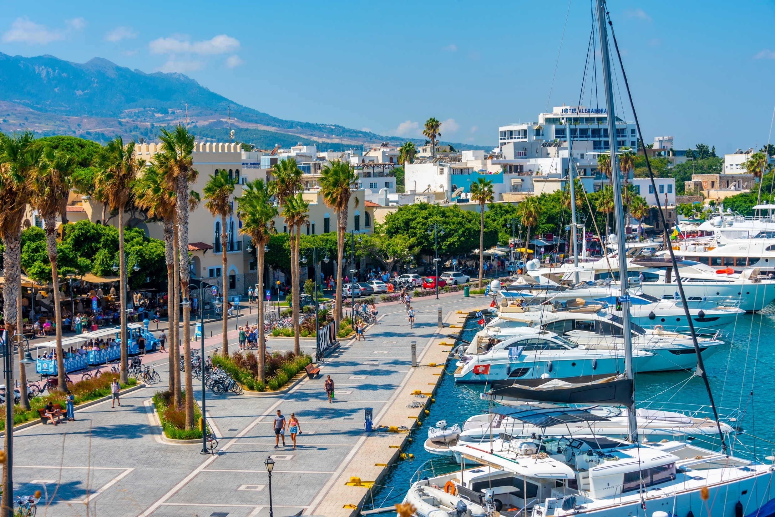 Kos, insula soarelui și a legendelor grecești. Atracții, plaje și costuri în 2025. Recomandări pentru o vacanță de vis aici