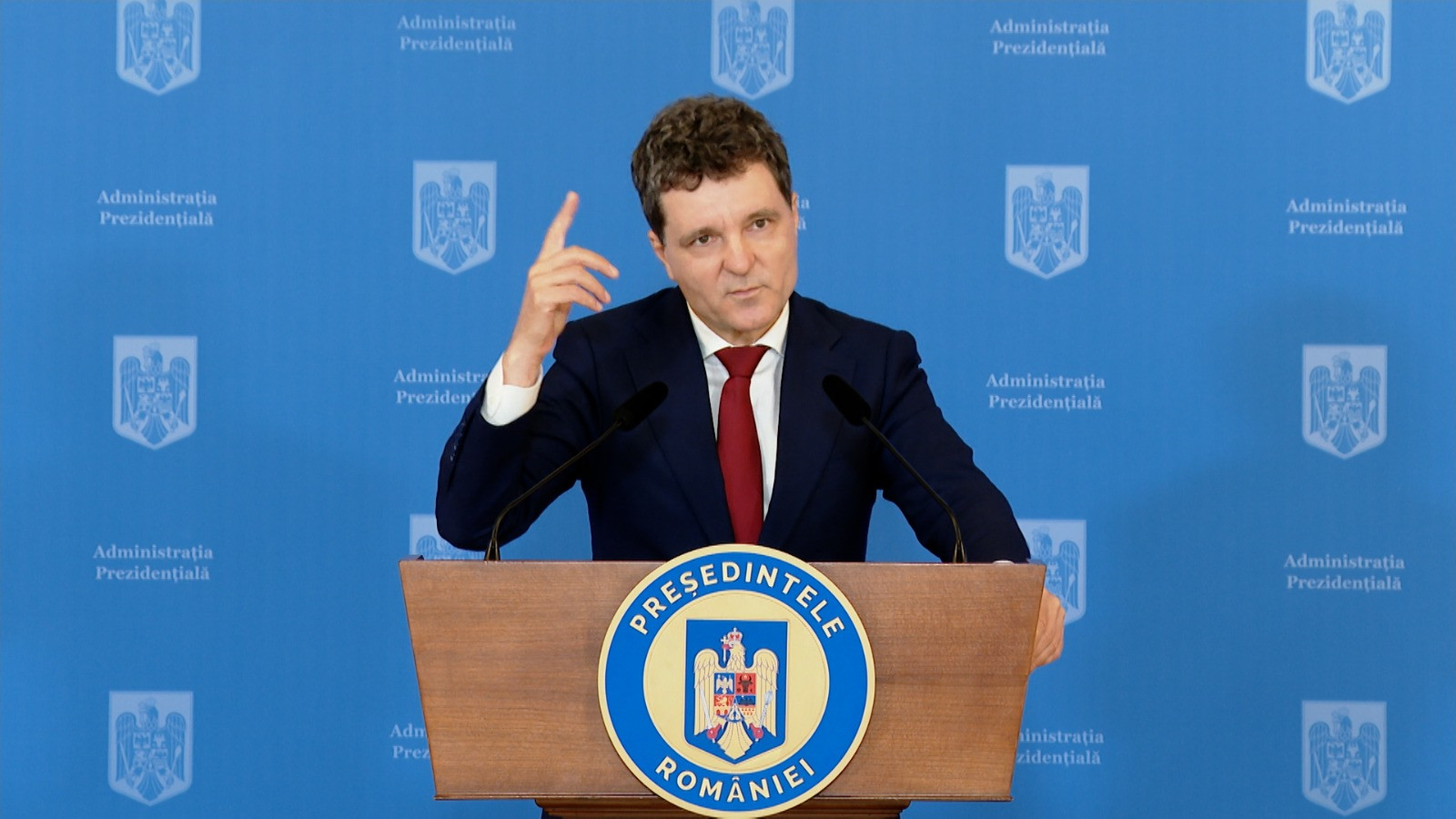 Răspuns surprinzător al președintelui Nicușor Dan, după ce a fost întrebat dacă a dat vreodată o ”șpagă de supraviețuire”