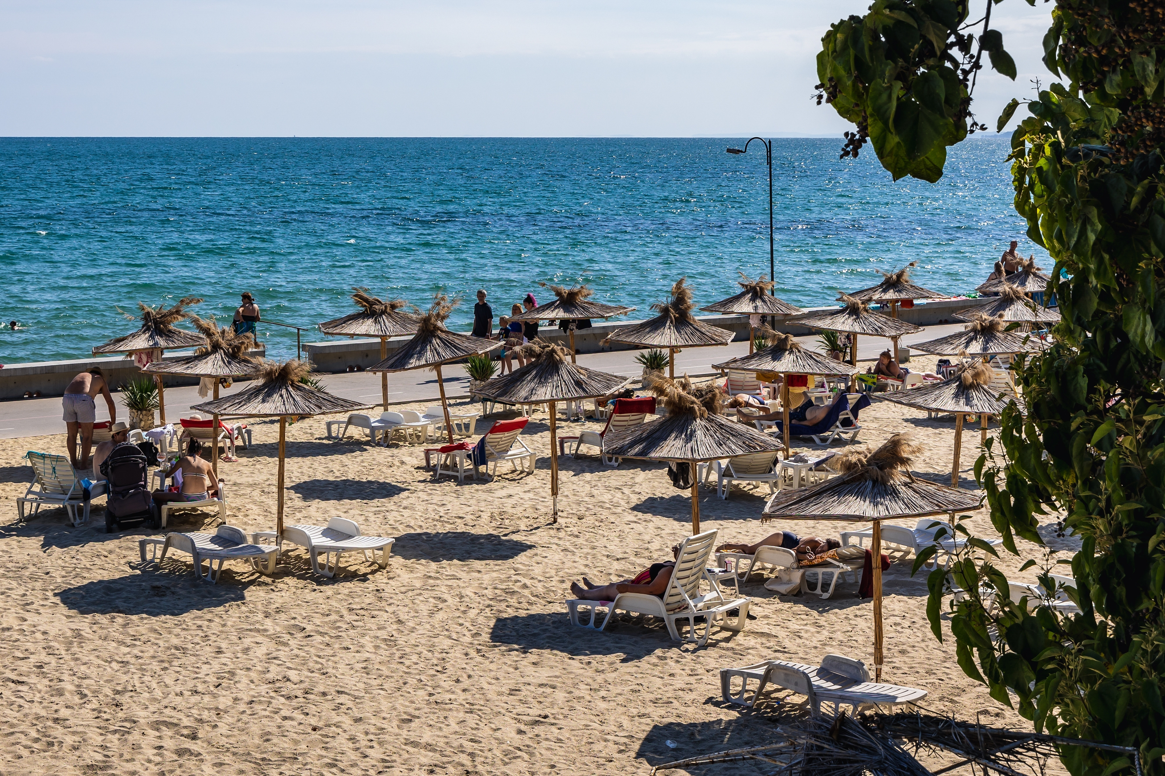 Balcic – stațiunea superbă de pe litoralul bulgăresc, aproape de România. Cele mai frumoase plaje și obiective turistice