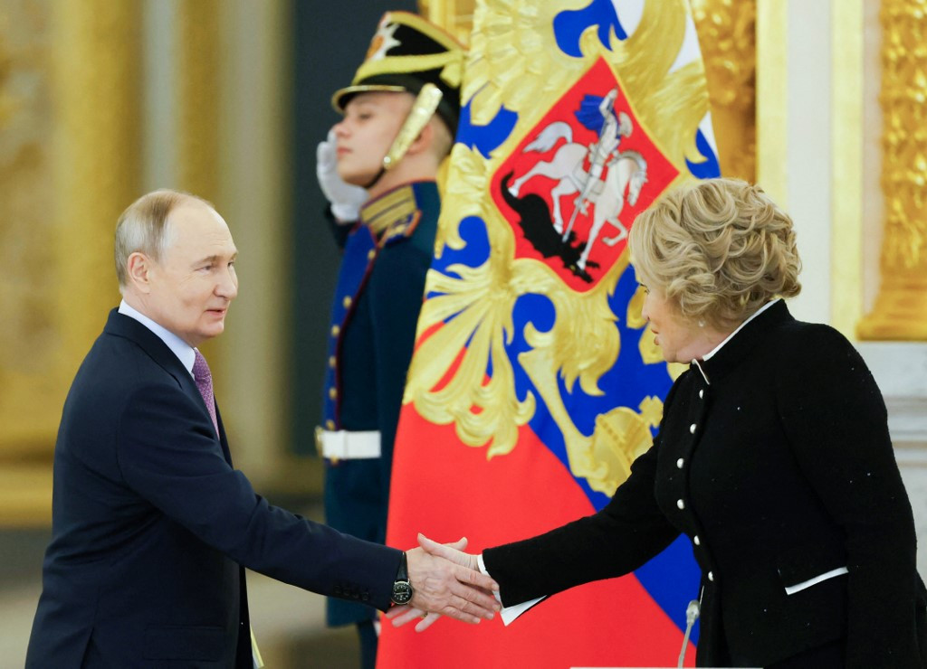 Gestul făcut de înalți oficiali europeni când au văzut-o pe Valentina Matvienko, al 3-lea om în Rusia, apropiata lui Putin