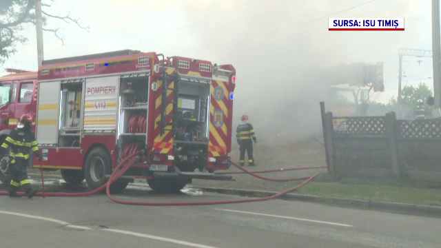 O automacara a izbucnit în flăcări în Timișoara. Care a fost cauza incendiului