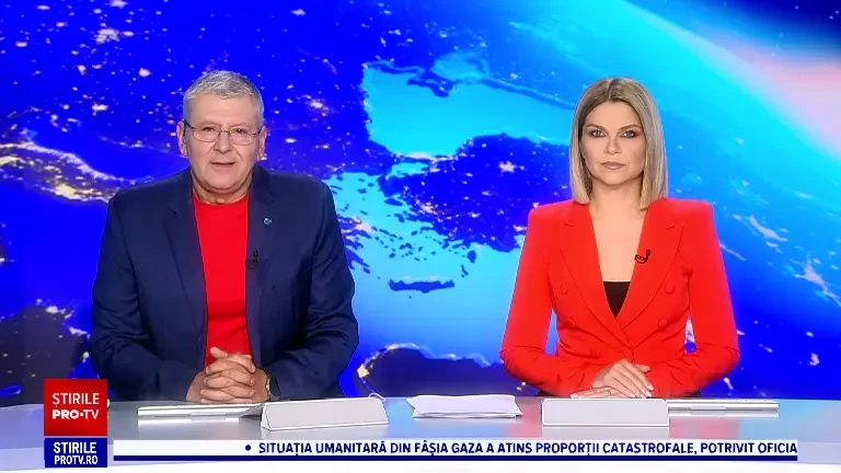 Niciun alt înotător nu a reușit vreodată performanța lui David Popovici. Părinții și iubita l-au susținut din tribune