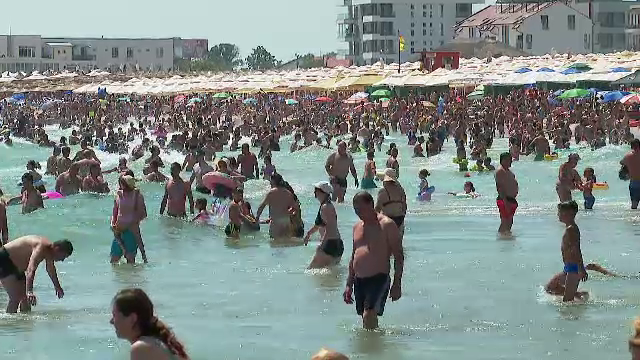 Haos pe litoral: Camere murdare, piscine insalubre și produse expirate. ANPC a dat amenzi uriașe