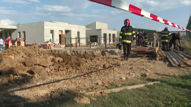 Tragedie în Gorj. Un muncitor a murit după ce a fost prins sub un mal de pământ