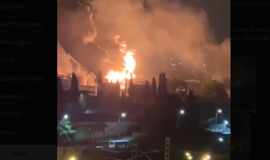 Rusia afirmă că un atac cu drone al Ucrainei a lovit depozitul de petrol din Sochi, provocând un incendiu de proporții