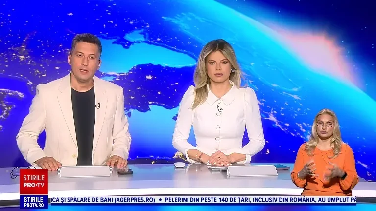 Incendiu într-un bloc din Iași. O femeie s-a intoxicat cu fum, iar 24 de persoane au fost evacuate