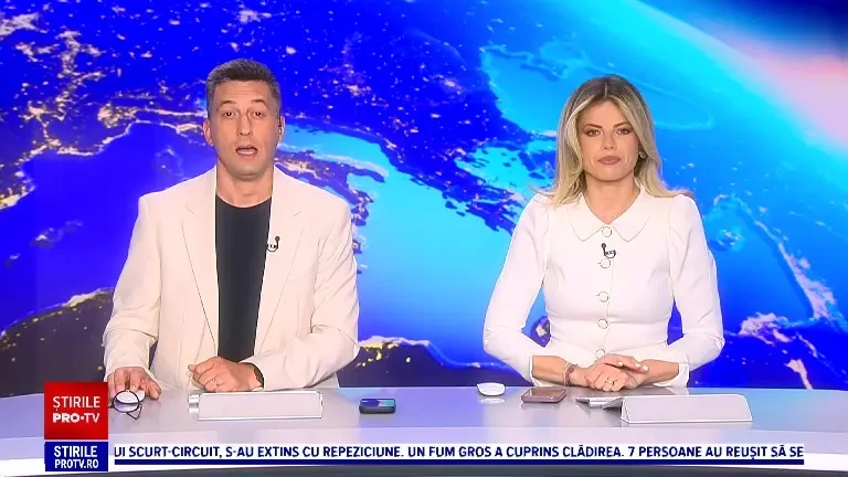 Povestea emoționantă a unei fetițe din SUA, născută cu o pată rară pe față, care și-a întâlnit eroul în viața reală