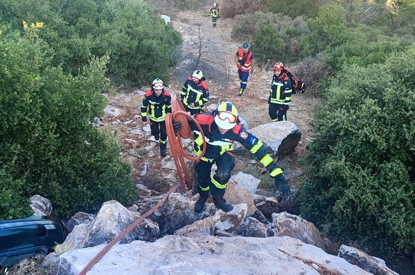 Misiunea alocată celor 40 de pompieri români în Grecia. Unde este cel mai ridicat risc de incendii