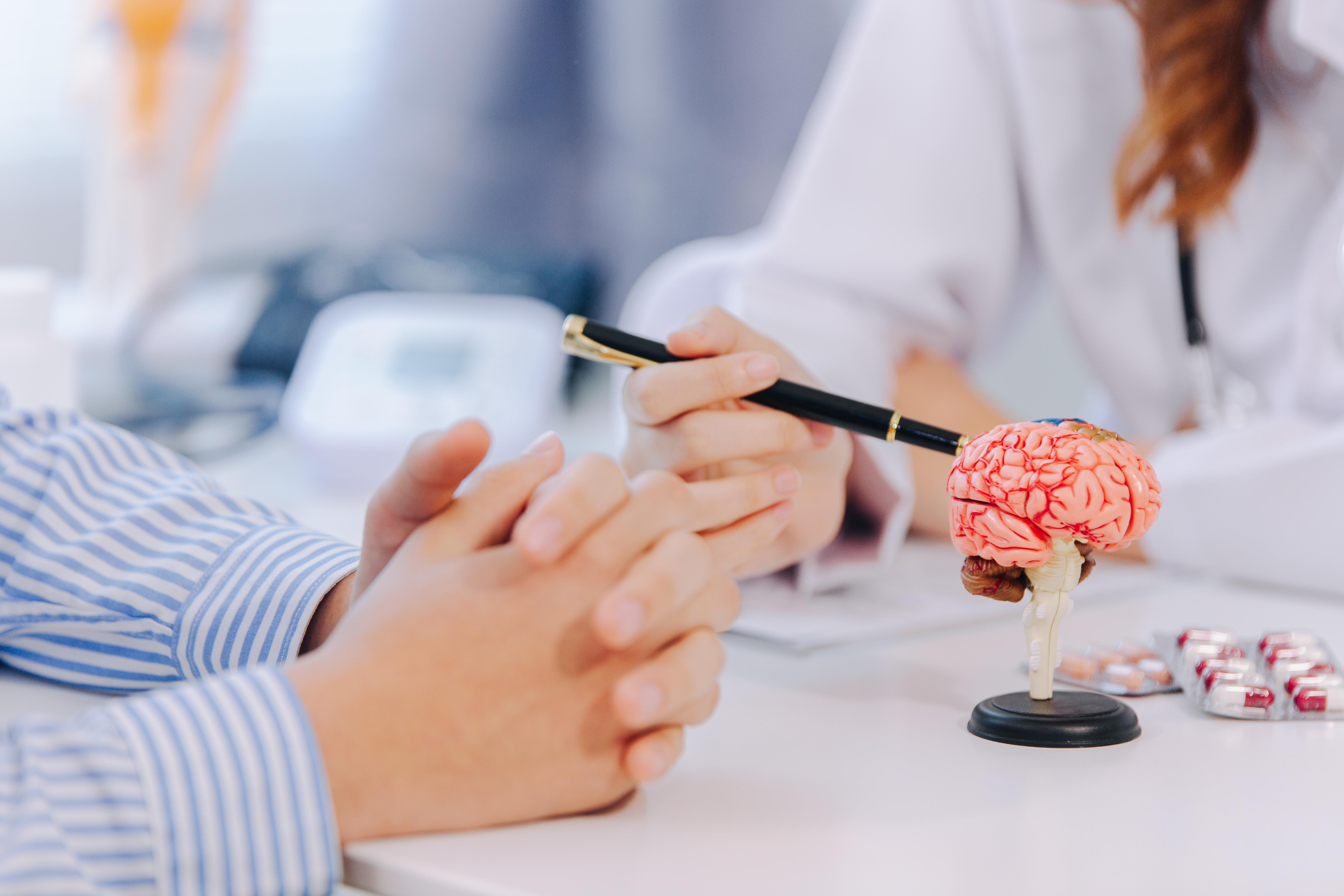 O boală genetică extrem de rară la copii dezvăluie un mecanism comun al morții neuronilor în demență