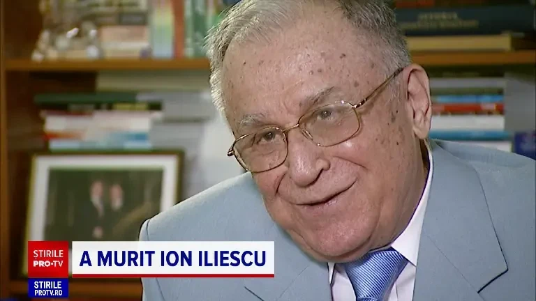 Cine l-a ajutat pe Ion Iliescu să studieze la Moscova. Drumul puterii în România, conturat imediat după studenția din URSS