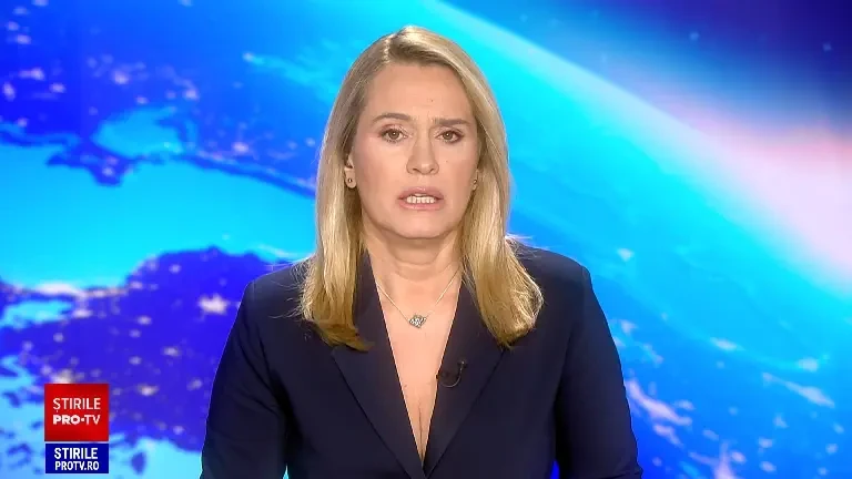 Momentul în care un șofer a pierdut controlul volanului și a lovit două femei pe trotuar. Victimele sunt în stare gravă