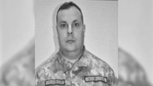 Un militar din Cluj a murit și altul a fost rănit, după ce roata unui camion a explodat în timp ce o umflau