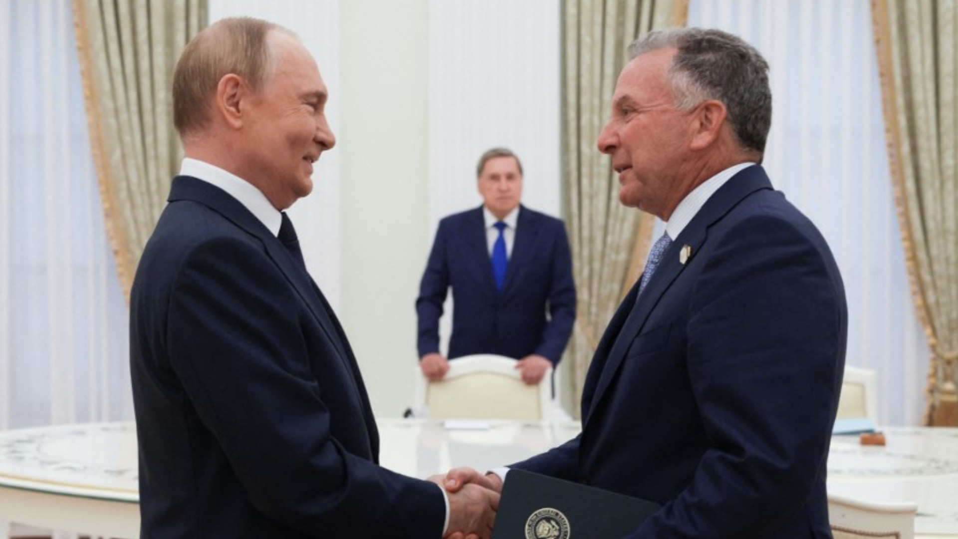 Misiune americană la Kremlin: Witkoff și posibil Kushner, trimiși de Trump pentru negocieri cu Putin