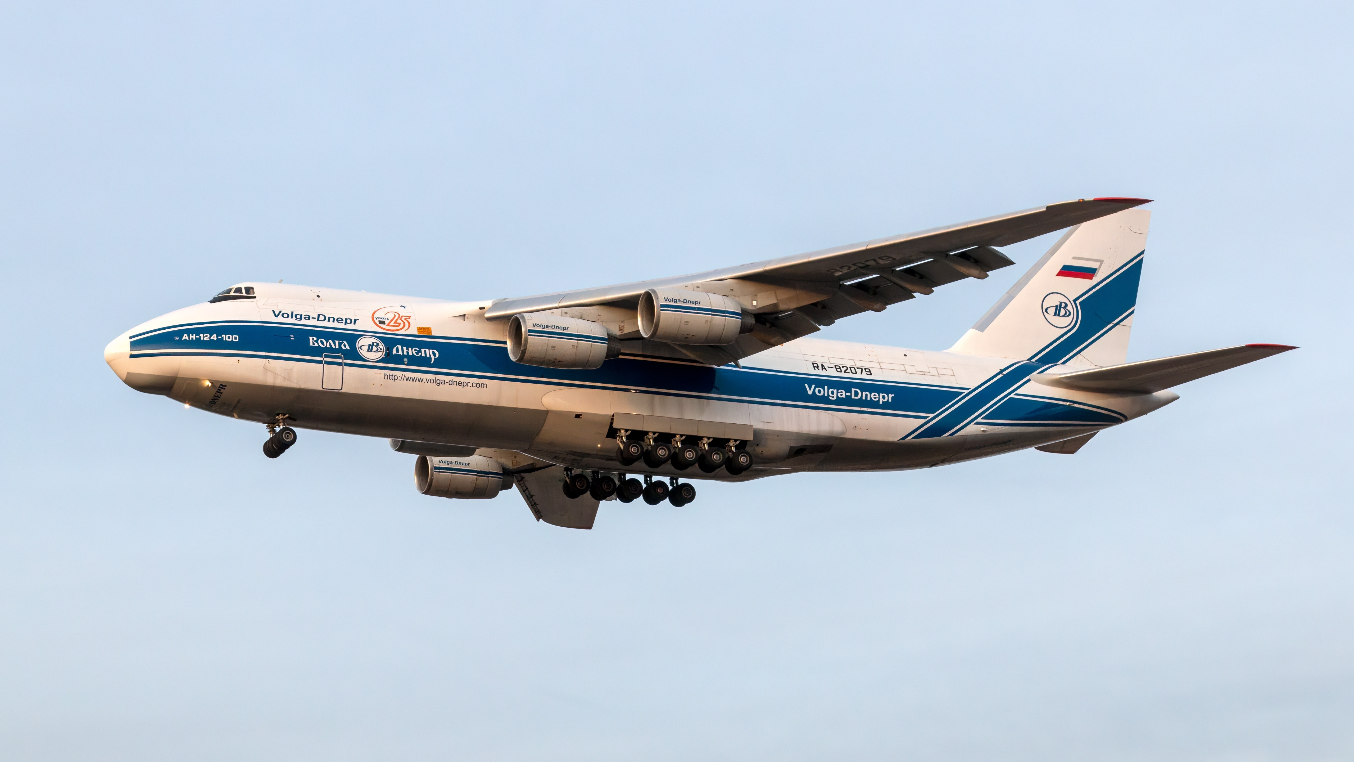 Rusia produce anul acesta un singur avion comercial și obligă țările aliate să zboare pe rutele sale interne