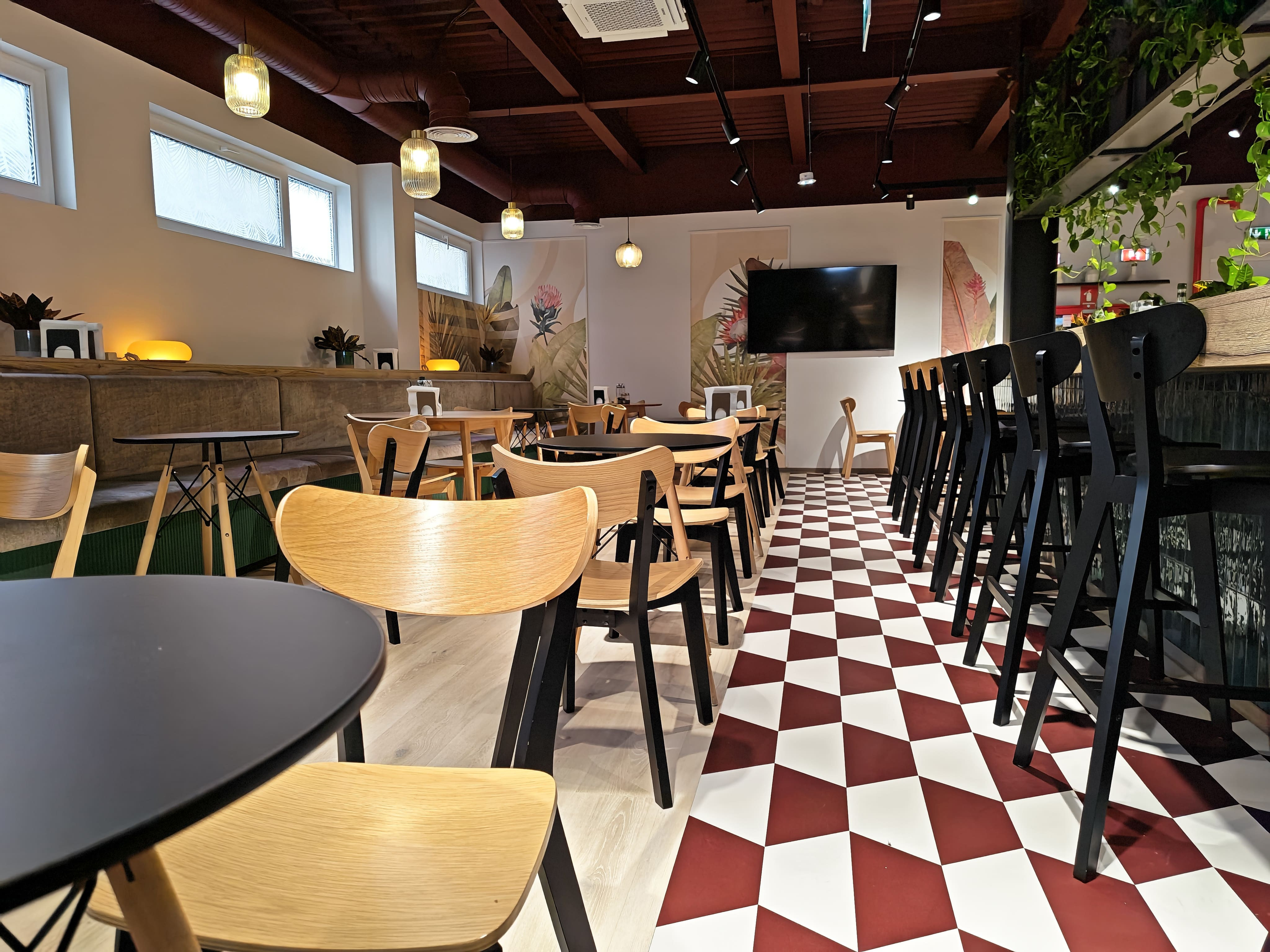 Honor Magic V5: Ce spune Marian Andrei de la I Like IT despre cel mai subțire telefon pliabil din lume