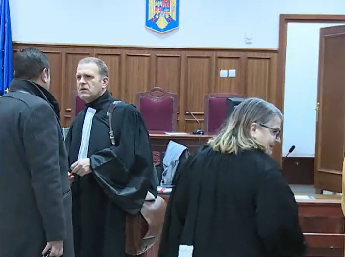 Gestul disperat al unei femei de 81 de ani, din Capitală, pentru a-și salva soțul de chinuri. Finalul i-a adus o condamnare