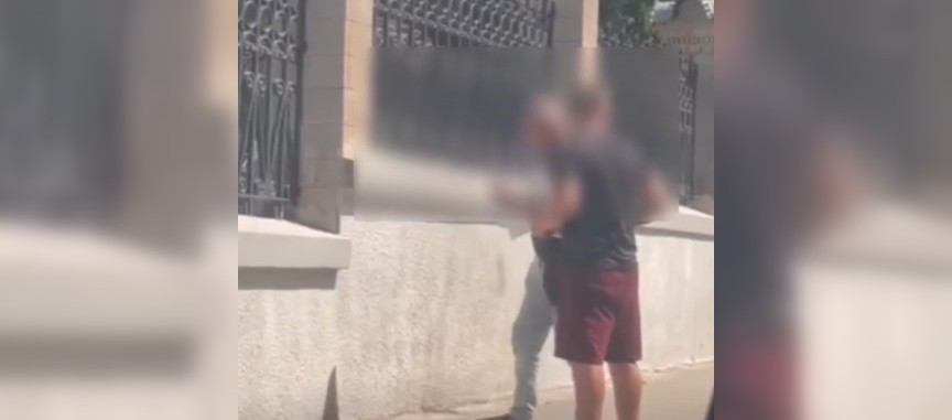 Doi străini, suspectați de implicare în operațiuni de manipulare electorală după ce au lipit afișe cu Maia Sandu