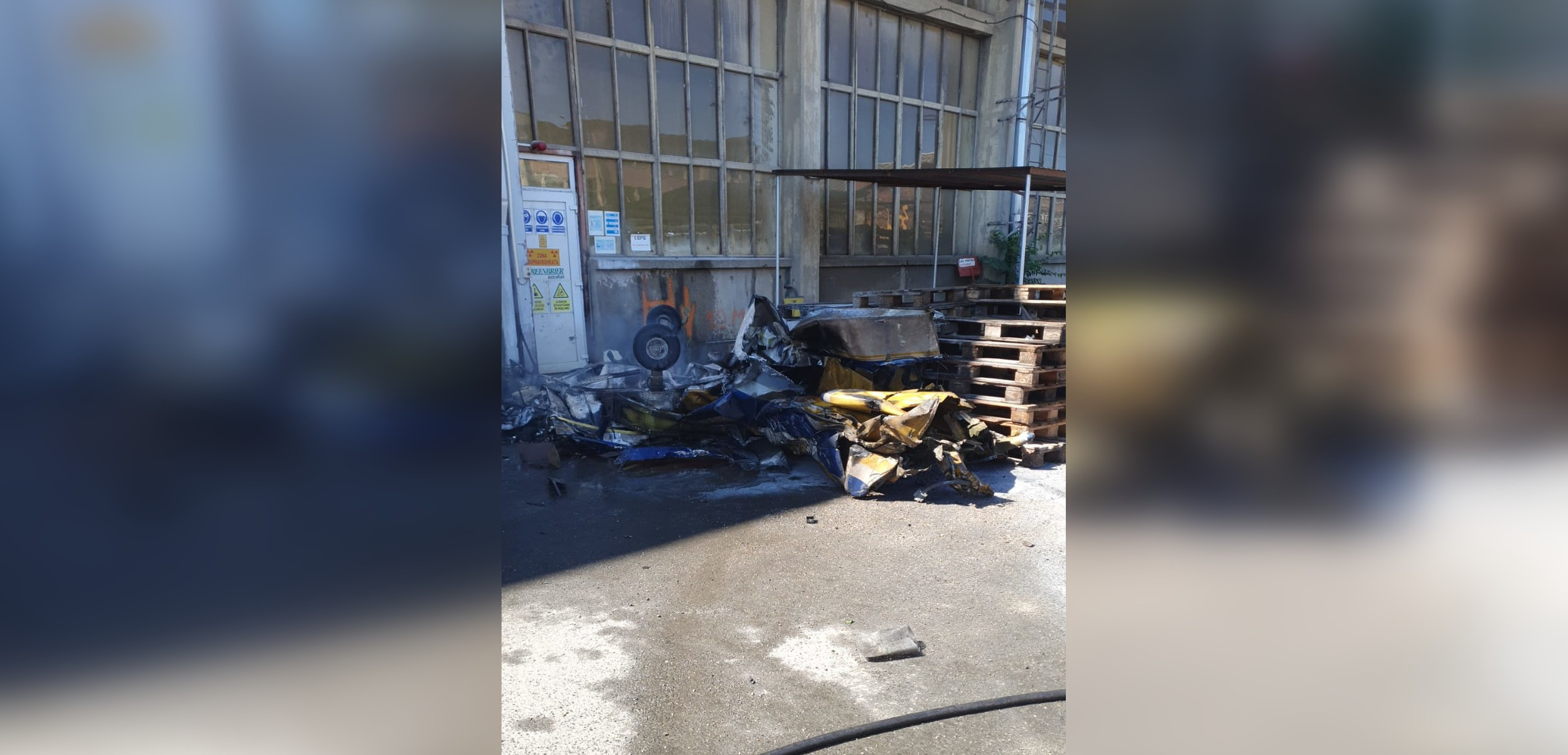 Avionul prăbuşit în Arad efectua un zbor de agrement. La bord se aflau un pilot profesionist și un tânăr de 18 ani - surse