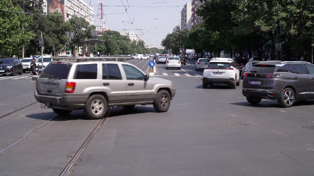 Piața auto din România, afectată și de instabilitatea politică. Mașinile noi, în declin cu 16%, cele vechi domină șoselele