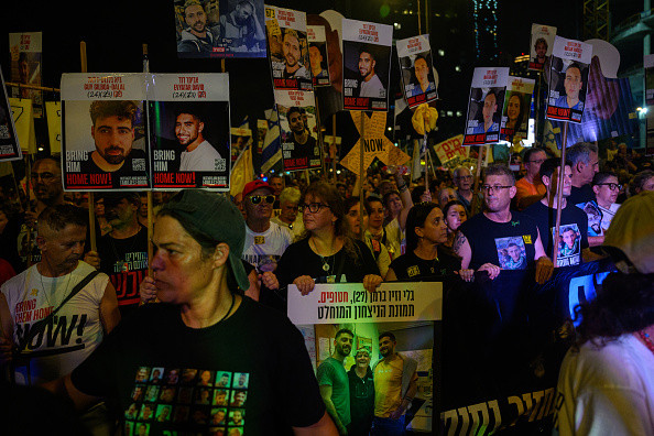 Mii de israelieni au protestat față de ofensiva din Gaza, după decizia guvernului Netanyahu de a ocupa orașul