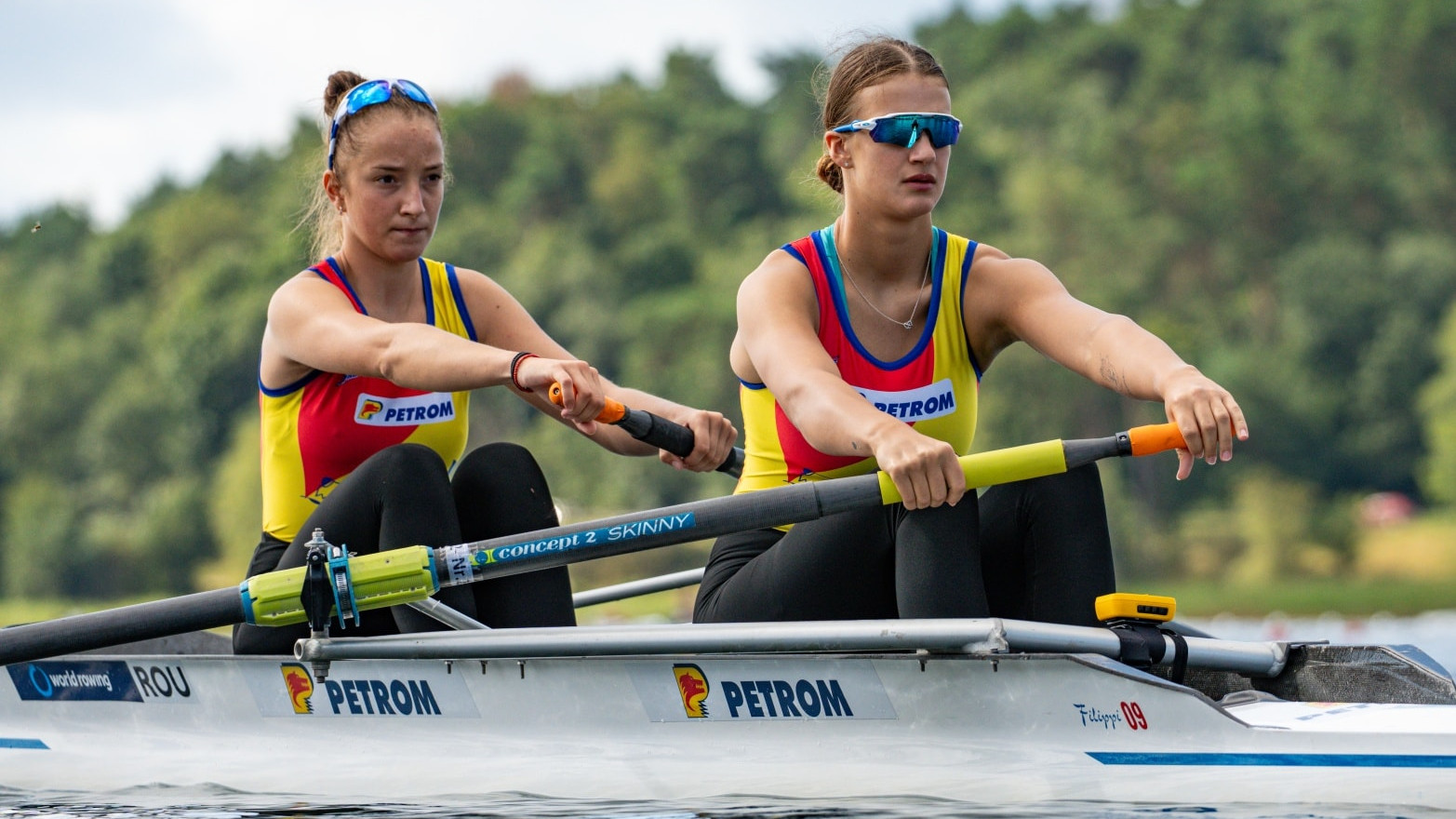 Medalie de aur pentru echipajul de dublu rame feminin la Mondialele de Canotaj Under 19 din Lituania