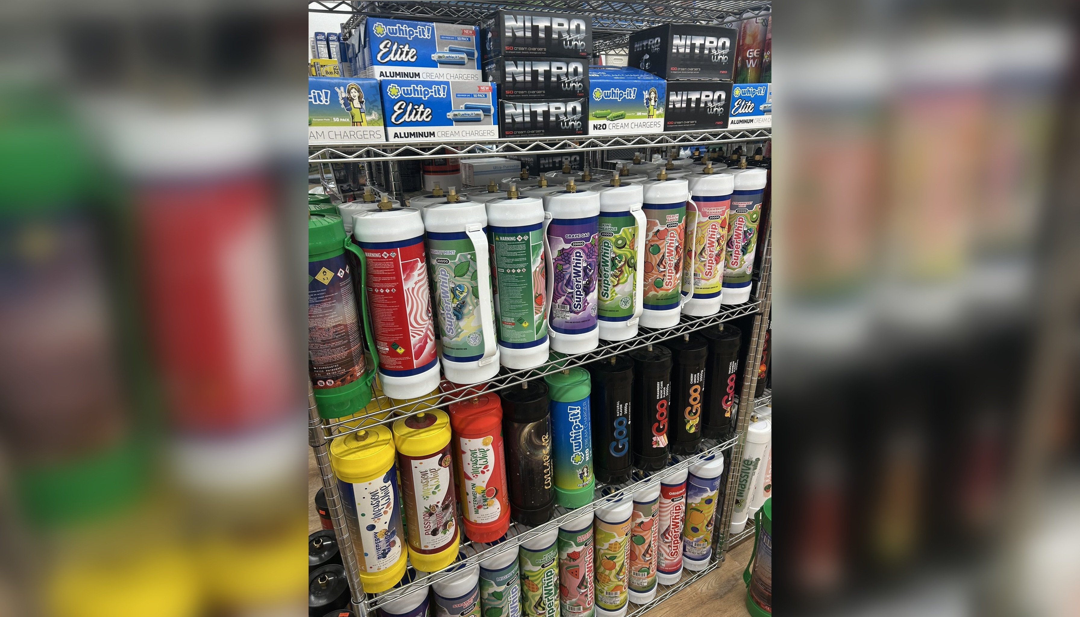 Un drog legal face ravagii în SUA. Mărturia unei tinere în scaun cu rotile: „Nu știi când vei înceta să respiri”