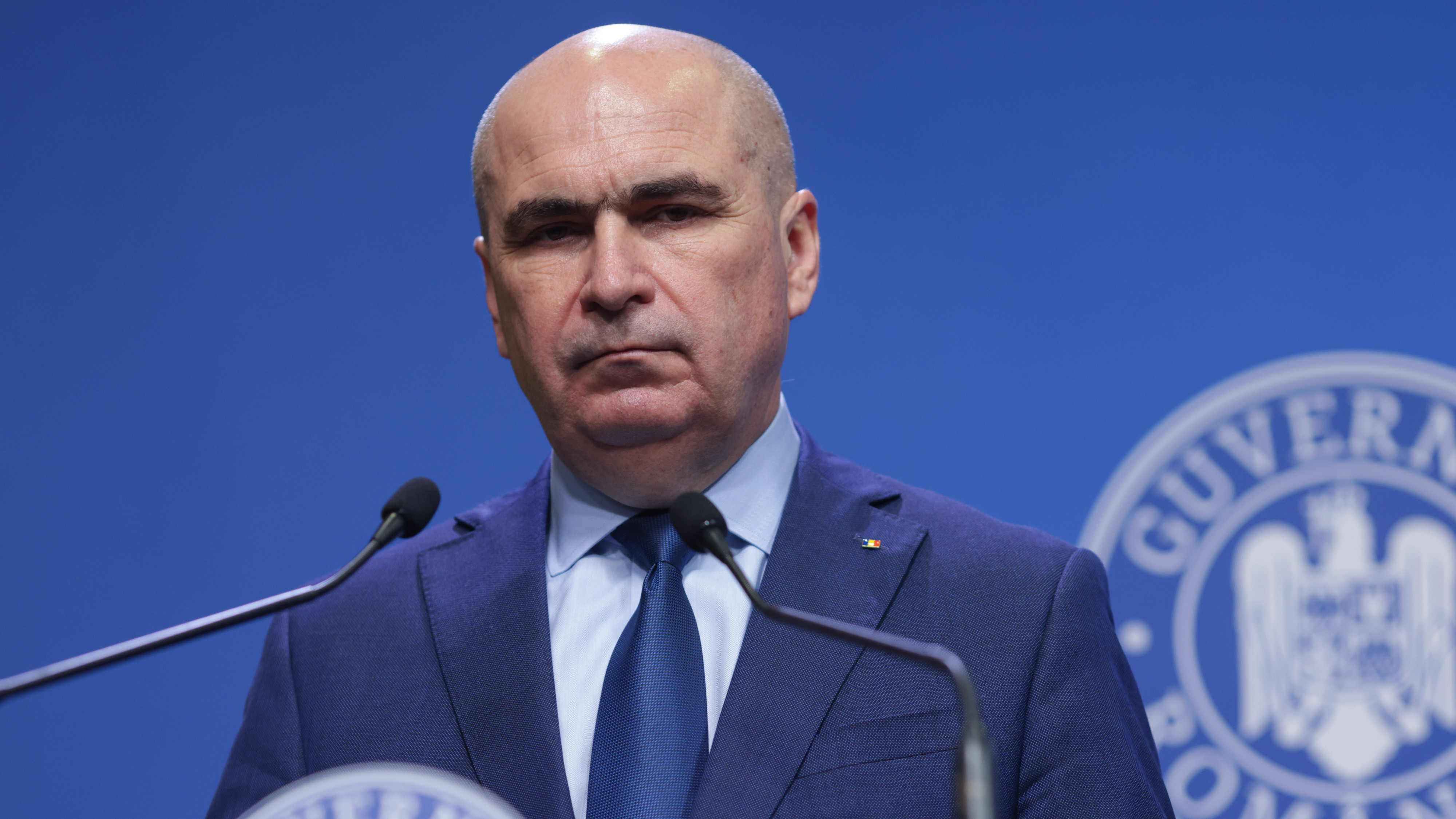 Păstrarea sau eliminarea plafonării, decisă săptămâna viitoare. Bolojan vrea „competiție corectă” pentru producătorii români