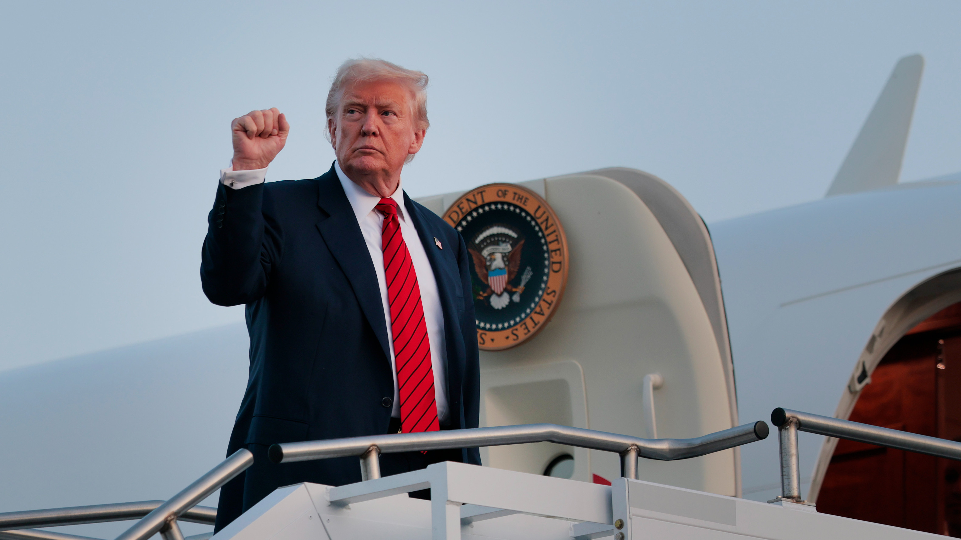 Trump trece la nivelul următor. Garda Națională va avea „unități specializate” anti-criminalitate. Cine va fi responsabil