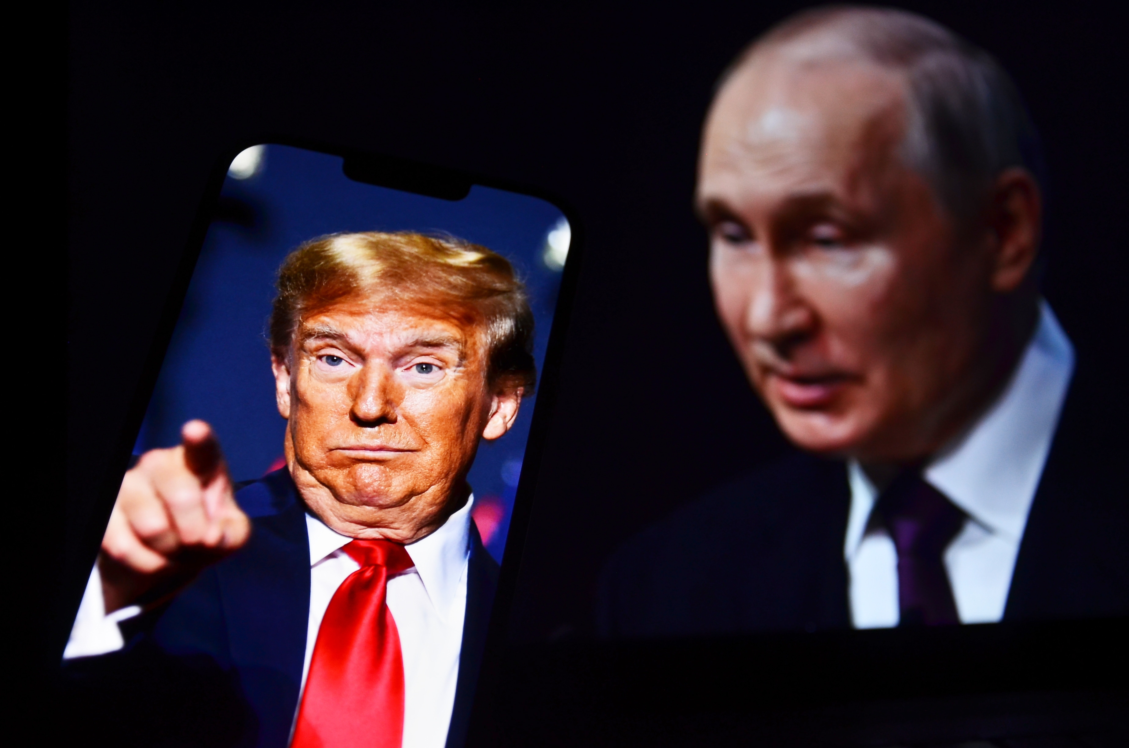 Trump amenință Rusia cu „consecințe grave” dacă Putin nu pune capăt războiului după întâlnirea din Alaska