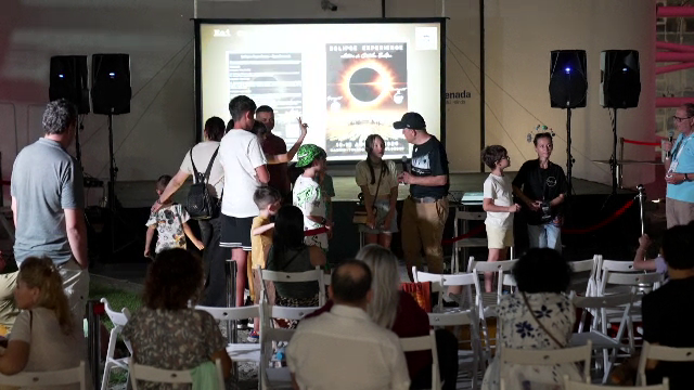 Ploaia de stele a scos din case pasionați și curioși de toate vârstele în București. „Ne bucurăm foarte mult”