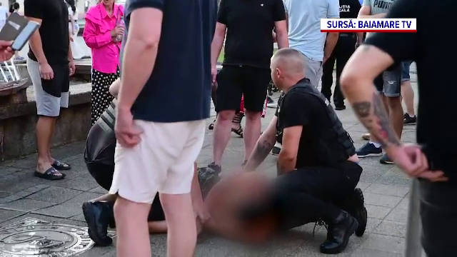 Momente de panică în centrul vechi din Baia Mare. O dubă condusă de un cetățean francez a intrat în zona pietonală