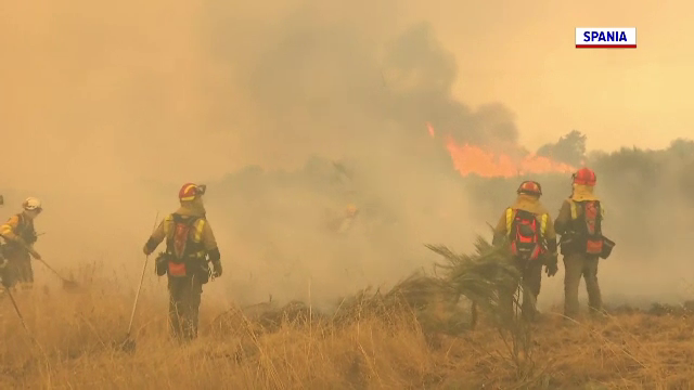Trei oameni au murit în incendiile din Spania. Flăcările au dus la închiderea a șapte autostrăzi