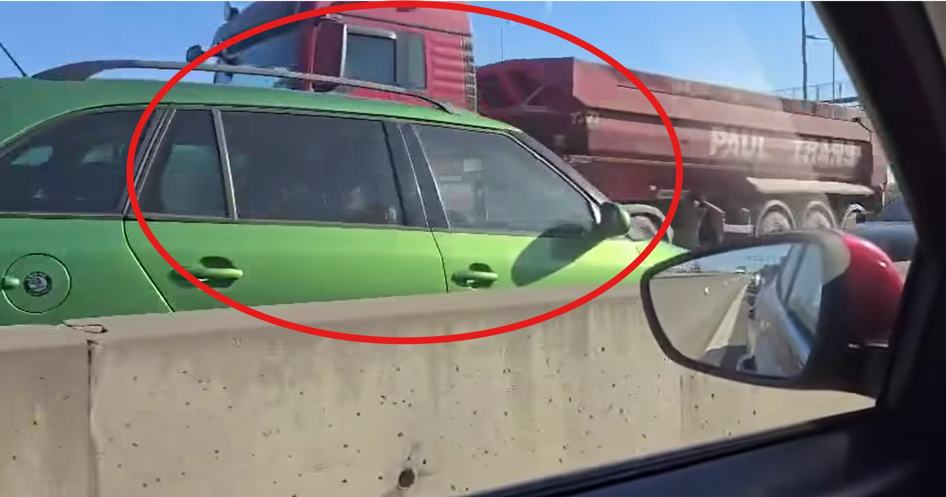 VIDEO. Un şofer în vârstă de 71 de ani, filmat când circula pe contrasens pe autostrada A4: ”Și tot el era revoltat”