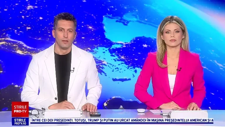 O persoană a murit și aproximativ 20 au fost rănite după ce un tren cu elevi a lovit un utilaj și a deraiat, în Danemarca