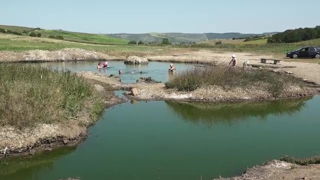 Locul din România, ”ascuns” în mijlocul naturii, considerat o ”oază de sănătate”. Are proprietăți curative și este gratuit